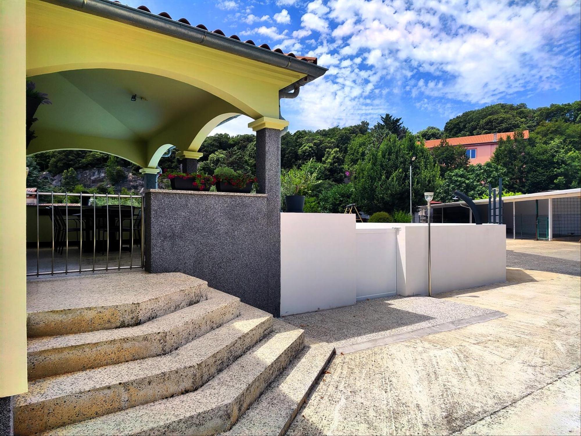 Apartments Flora Медулин Екстер'єр фото